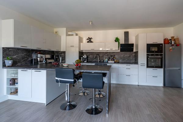 Appartement 4 pièces - CORBEIL-ESSONNES 91100