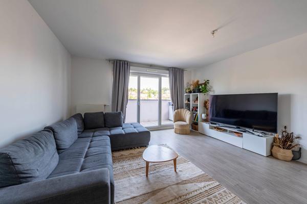 Appartement 4 pièces - CORBEIL-ESSONNES 91100