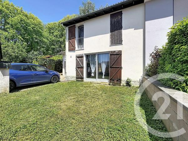Maison à vendre  5 pièces - 114 m 2   MONTBELIARD  - 25