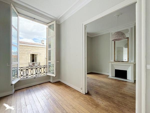 Appartement 421 000 € Bordeaux 4 p 129 m² DPE C