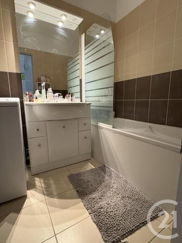 Appartement T2 à vendre  2 pièces - 58 m2 CHATEAUROUX - 36