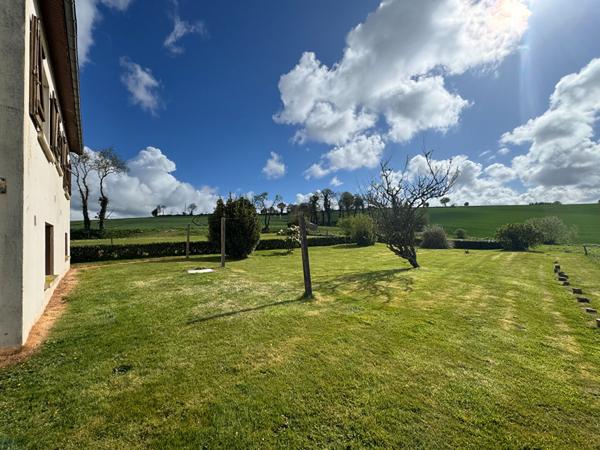Vente Maison, 3 chambres, grand terrain, au calme avec vue dégagée - SAINT GOUENO