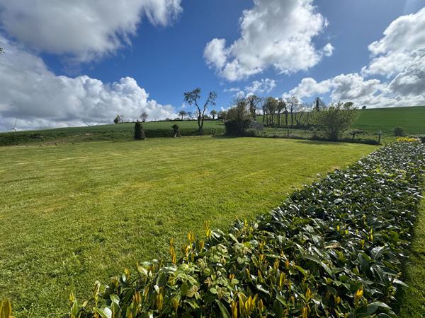 Vente Maison, 3 chambres, grand terrain, au calme avec vue dégagée - SAINT GOUENO