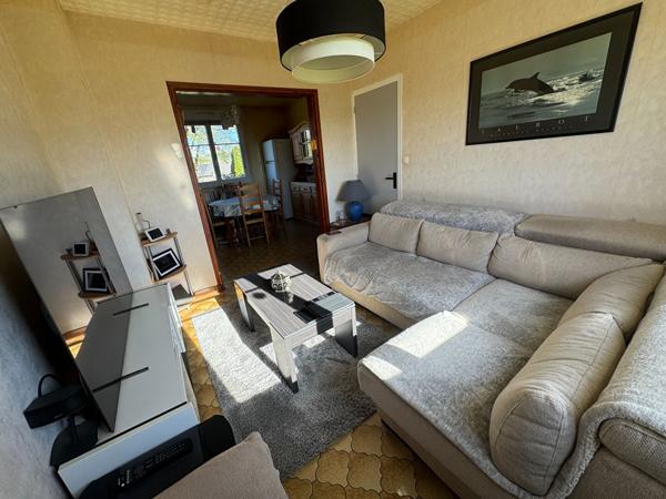Vente Maison, 3 chambres, grand terrain, au calme avec vue dégagée - SAINT GOUENO