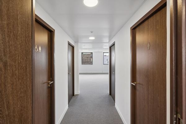 Bureaux à louer à Nanterre avec surfaces modulables et accès RER