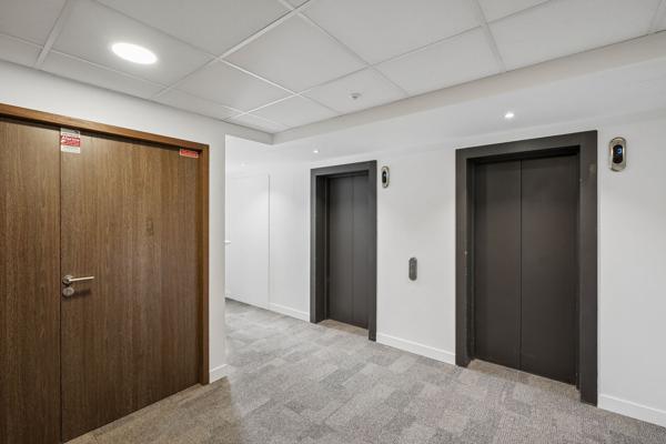 Bureaux à louer à Nanterre avec surfaces modulables et accès RER