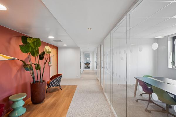 Bureaux à louer à Nanterre avec surfaces modulables et accès RER