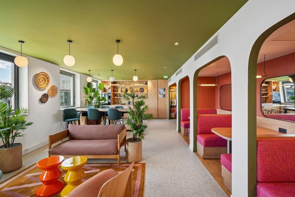 Bureaux à louer à Nanterre avec surfaces modulables et accès RER