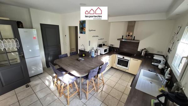Maison 145m² hab 4 ch, bureau, salle de jeux, garage / 650m².