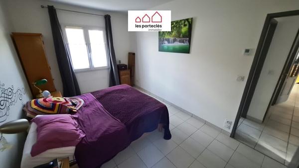 Maison 145m² hab 4 ch, bureau, salle de jeux, garage / 650m².