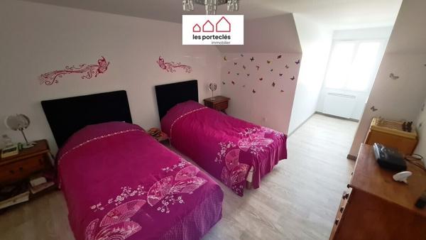 Maison 145m² hab 4 ch, bureau, salle de jeux, garage / 650m².