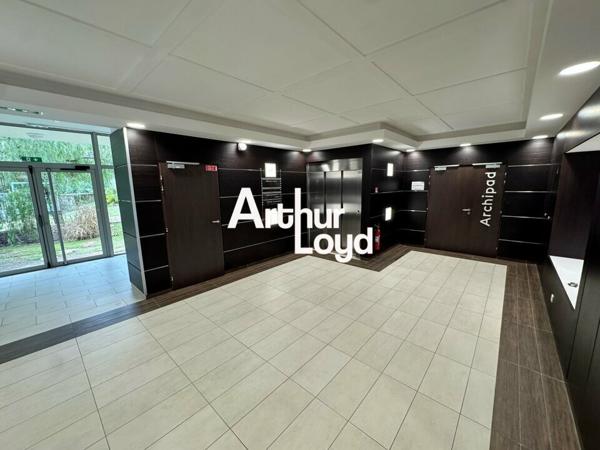 Bureaux cloisonnés et climatisés à louer 284 m² - Sophia Antipolis