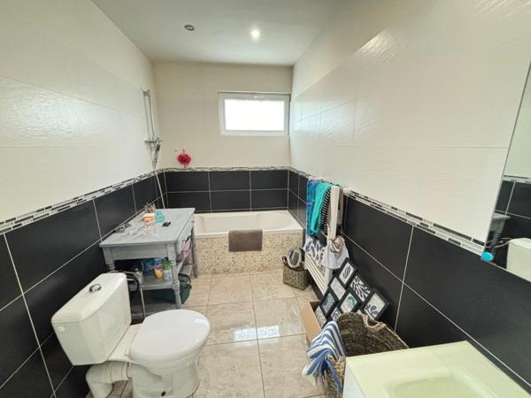 MAISON DE 142 M² AVEC SOUS-SOL TOTAL