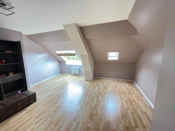 MAISON DE 142 M² AVEC SOUS-SOL TOTAL