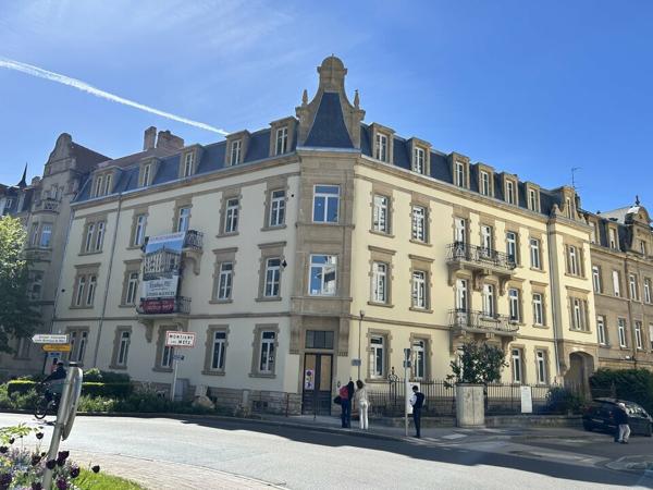 BUREAUX à VENDRE de 102.3 m²