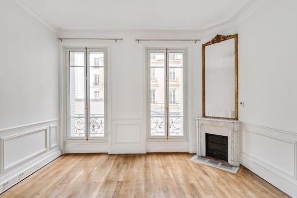Bureaux à louer à PARIS 75008