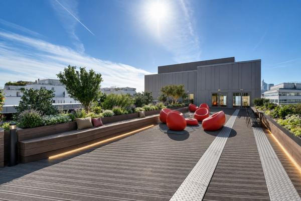 Bureaux à louer à Levallois-Perret immeuble neuf proche Quais de Seine