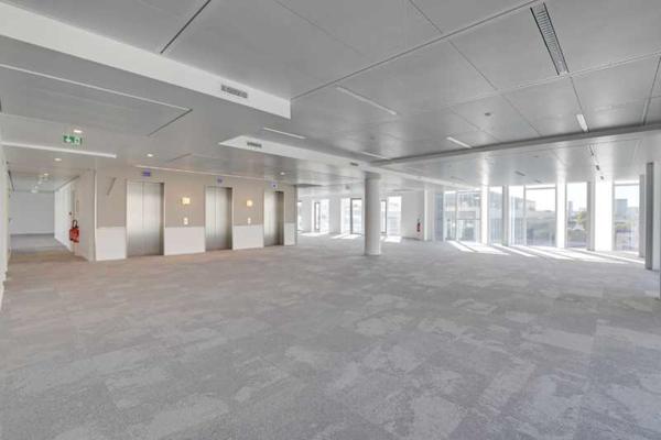Bureaux à louer à Levallois-Perret immeuble neuf proche Quais de Seine