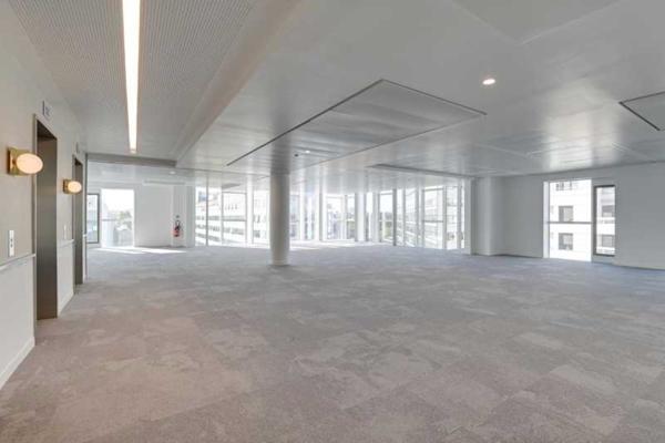 Bureaux à louer à Levallois-Perret immeuble neuf proche Quais de Seine