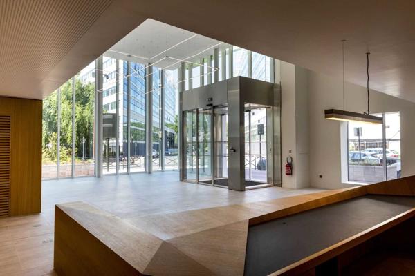 Bureaux à louer à Levallois-Perret immeuble neuf proche Quais de Seine