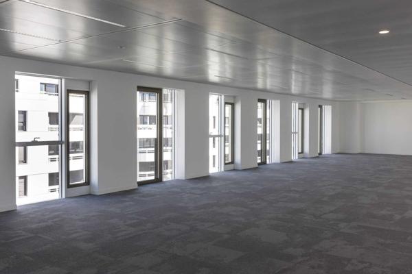 Bureaux à louer à Levallois-Perret immeuble neuf proche Quais de Seine
