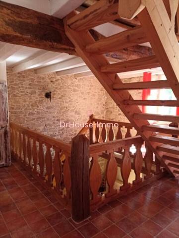 Maison à vendre 12 pièces de 350 m²