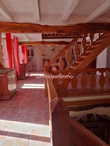 Maison à vendre 12 pièces de 350 m²