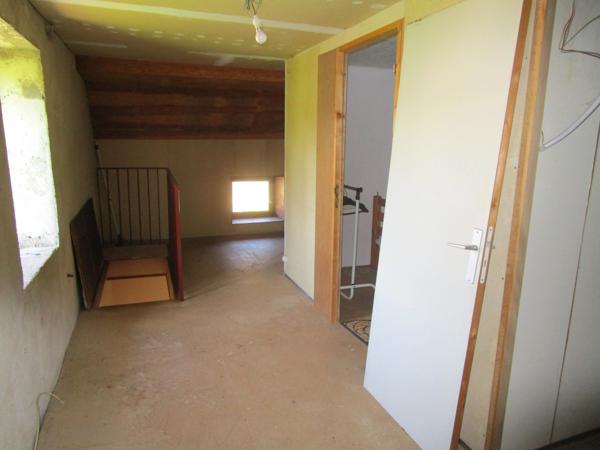 Maison en pierre à rénover de 110 m² BLIGNY SUR OUCHE (21)