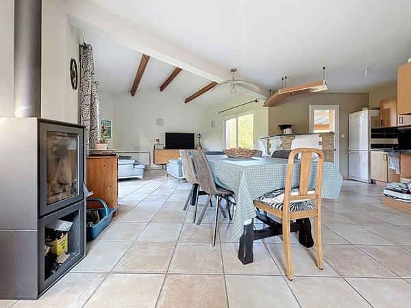 Maison à vendre à Oudon de plain pied - 3 chambres, jardin spacieux - Proche gare