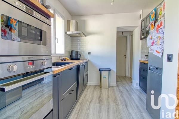 House for sale 5 rooms 90 m² Nézel