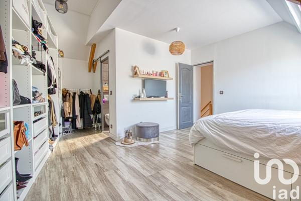 House for sale 5 rooms 90 m² Nézel