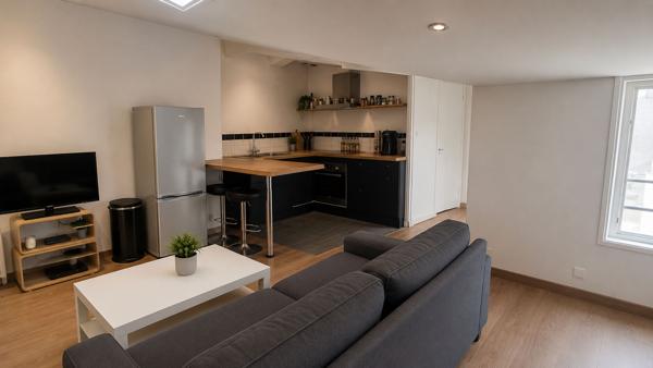 APPARTEMENT T2 PROCHE DES HALLES