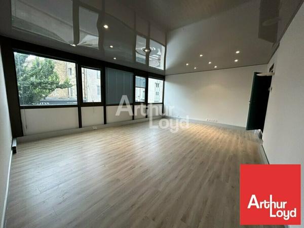 À LOUER - BUREAUX IDÉALEMENT PLACÉS EN CENTRE VILLE DE POITIERS - 300m²