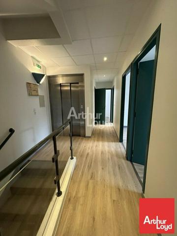 À LOUER - BUREAUX IDÉALEMENT PLACÉS EN CENTRE VILLE DE POITIERS - 300m²