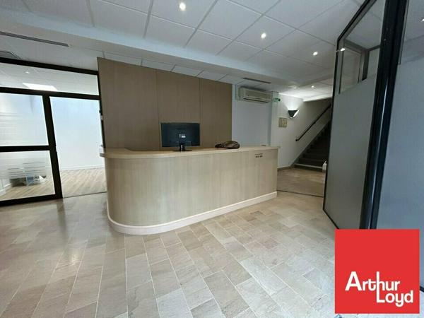 À LOUER - BUREAUX IDÉALEMENT PLACÉS EN CENTRE VILLE DE POITIERS - 300m²