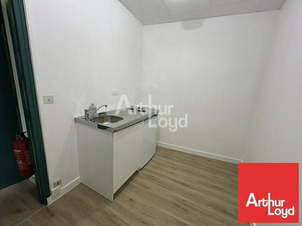 À LOUER - BUREAUX IDÉALEMENT PLACÉS EN CENTRE VILLE DE POITIERS - 300m²