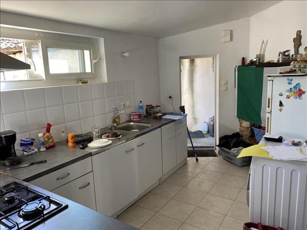 Immeuble à vendre 369 000 € Saint-Martin-du-Bois 300 m² DPE E