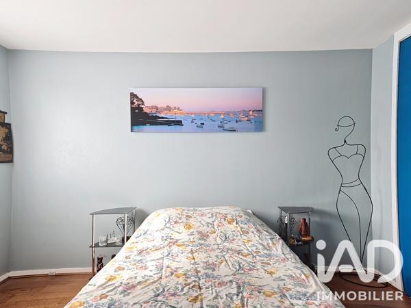 Maison à vendre 6 pièces 140 m² Le Mesnil-Saint-Denis