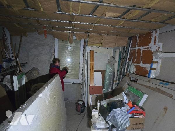 Maison de ville pour investisseur à finir de rénover.