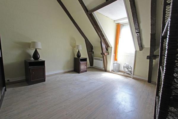 UN DUPLEX, AU CŒUR DES RUES PIÉTONNES. - A QUIMPER Quimper CENTRE