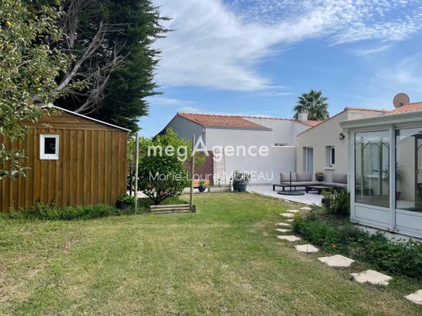 Maison à LE CHATEAU-D'OLERON, 17480 - 5 pièces 132m²