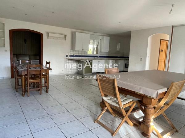 Maison à LE CHATEAU-D'OLERON, 17480 - 5 pièces 132m²