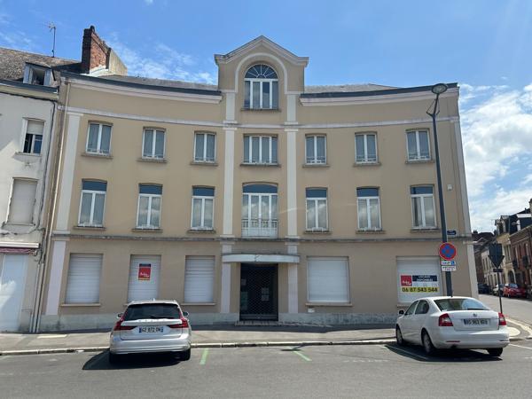 A LOUER - BUREAUX - 167 M2 - SAINT-QUENTIN.