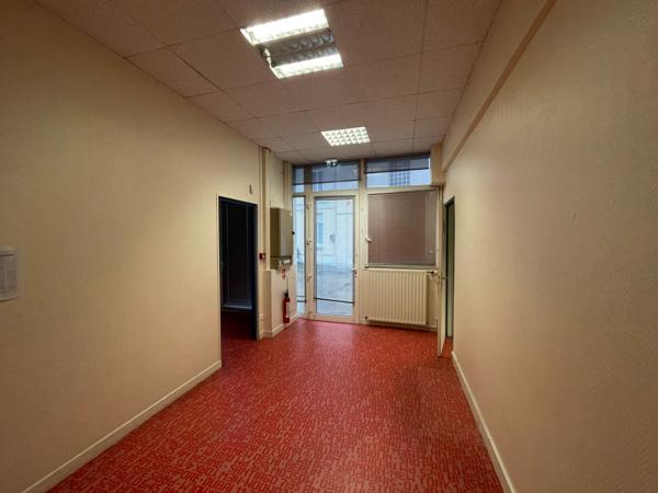 A LOUER - BUREAUX - 167 M2 - SAINT-QUENTIN.