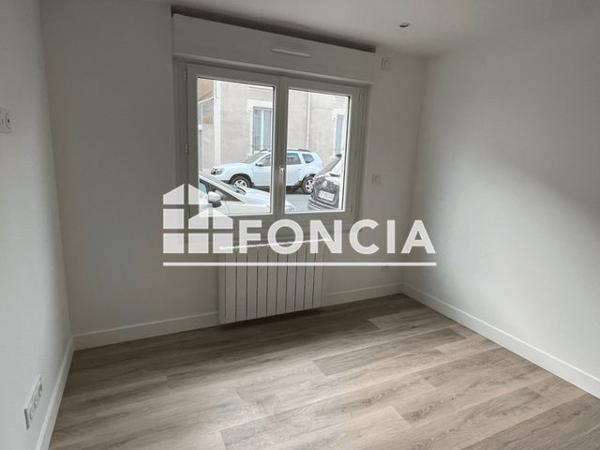 Location Studio 25 m² - 98 BOULEVARD CARNOT Le Mans 72000