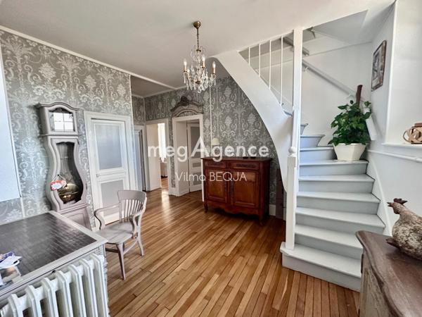 Appartement à SENS, 89100 - 4 pièces 131m²