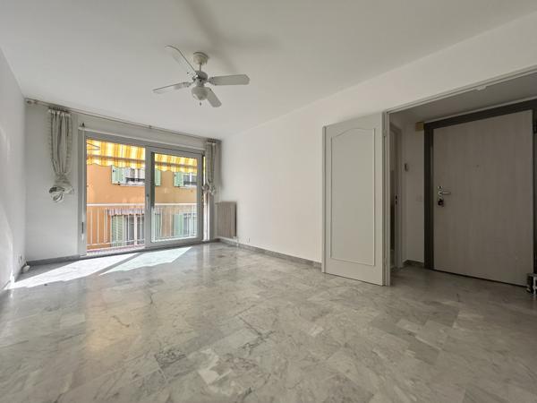 Appartement à MENTON (06500)