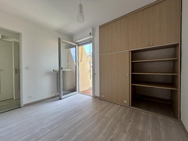 Appartement à MENTON (06500)