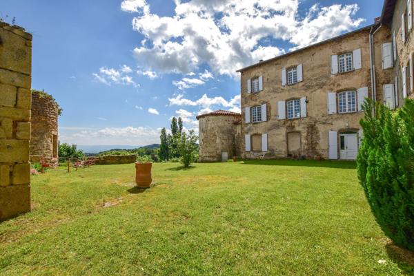 Lieu de charme, prêt à vivre et à accueillir