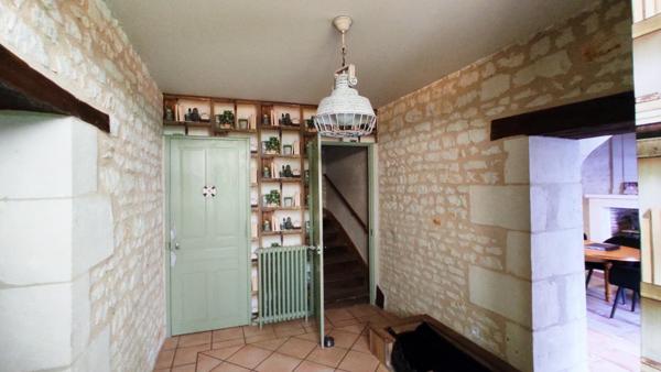 Maison 6 pièces à vendre St Gervais les Trois Clochers - 86230 / Réf: 11804